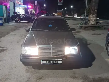 Mercedes-Benz E 200 1991 года за 1 500 000 тг. в Алматы – фото 8
