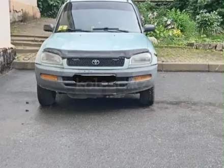 Toyota RAV4 1996 года за 3 600 000 тг. в Алматы – фото 2