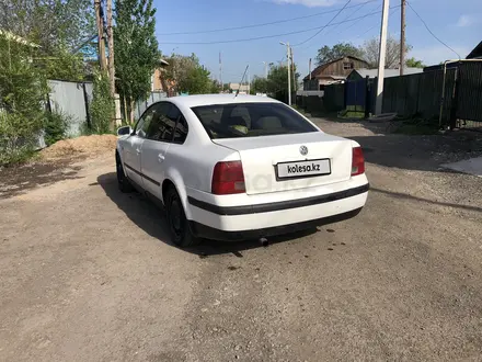 Volkswagen Passat 1997 года за 1 250 000 тг. в Астана – фото 13