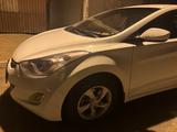 Hyundai Elantra 2013 годаfor5 700 000 тг. в Актау – фото 3