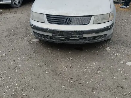 Volkswagen Passat 1997 года за 1 000 000 тг. в Тараз – фото 2