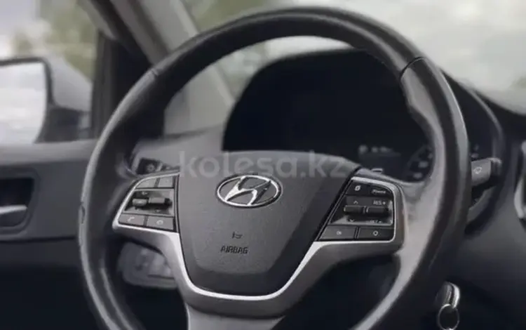 Hyundai Accent 2020 годаfor7 000 000 тг. в Актобе