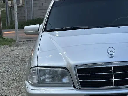 Mercedes-Benz C 280 1995 года за 2 600 000 тг. в Алматы – фото 4