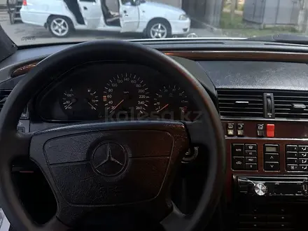 Mercedes-Benz C 280 1995 года за 2 600 000 тг. в Алматы – фото 7