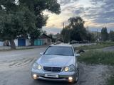 Mercedes-Benz C 180 2001 года за 3 100 000 тг. в Семей