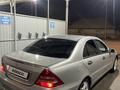 Mercedes-Benz C 180 2001 годаүшін3 100 000 тг. в Семей – фото 6