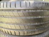 Комплект летние шины 235/55/19 235/55R19 Michelin.for120 000 тг. в Алматы – фото 2