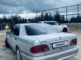 Mercedes-Benz E 230 1997 годаүшін2 300 000 тг. в Щучинск – фото 3