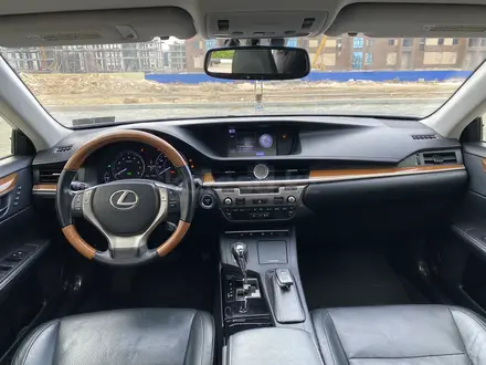 Lexus ES 300h 2012 года за 7 900 000 тг. в Актау – фото 14