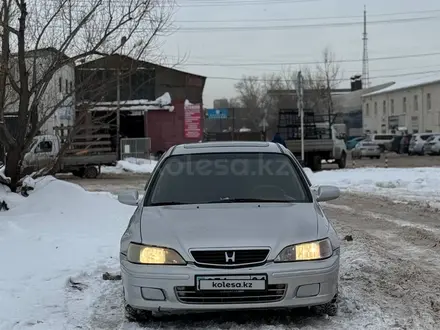 Honda Accord 2000 года за 2 150 000 тг. в Астана – фото 2