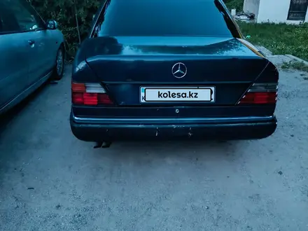 Mercedes-Benz E 260 1992 года за 1 414 367 тг. в Алматы – фото 9