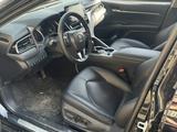 Toyota Camry 2021 годаүшін15 800 000 тг. в Алматы – фото 3