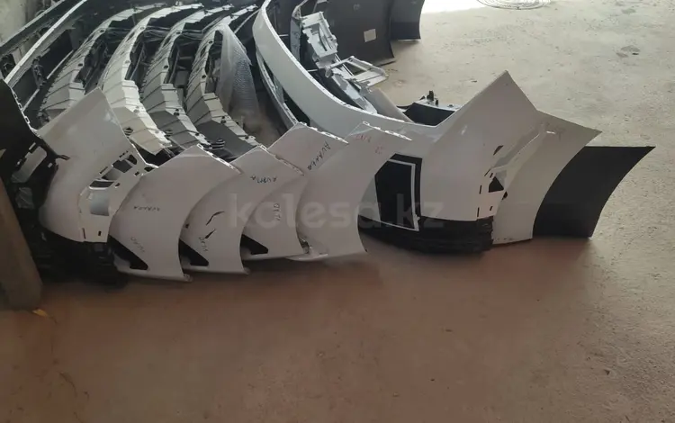 Бампер за 10 000 тг. в Алматы