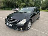 Mercedes-Benz R 500 2006 года за 7 000 000 тг. в Алматы