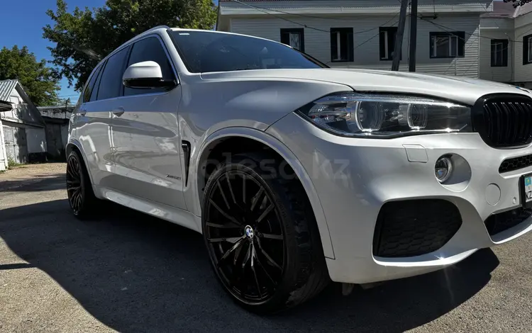 BMW X5 2017 года за 17 600 000 тг. в Караганда