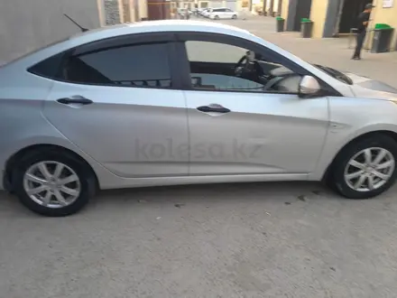 Hyundai Accent 2014 года за 3 500 000 тг. в Актау – фото 3