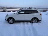 Hyundai Santa Fe 2011 годаүшін9 100 000 тг. в Усть-Каменогорск – фото 2