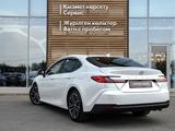 Toyota Camry Luxe 2024 года за 23 290 000 тг. в Тараз – фото 2