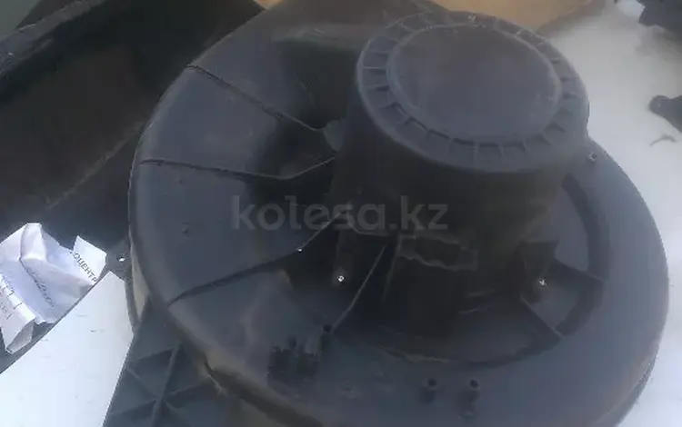 Вентилятор печки на Volkswagen Polo 2010-2023 годов за 17 500 тг. в Алматы