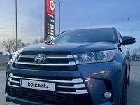 Toyota Highlander 2019 года за 18 600 000 тг. в Уральск