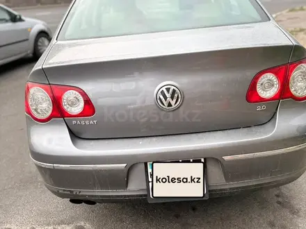 Volkswagen Passat 2006 года за 3 200 000 тг. в Алматы – фото 5