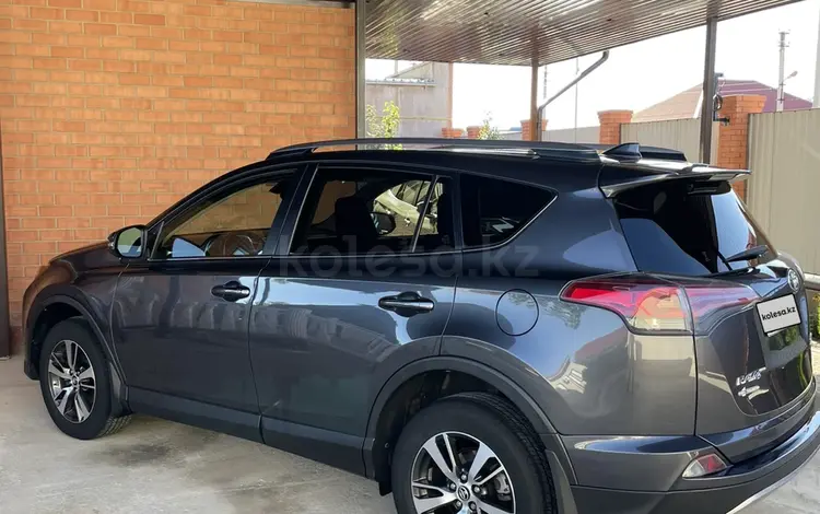 Toyota RAV4 2017 годаүшін9 000 000 тг. в Атырау