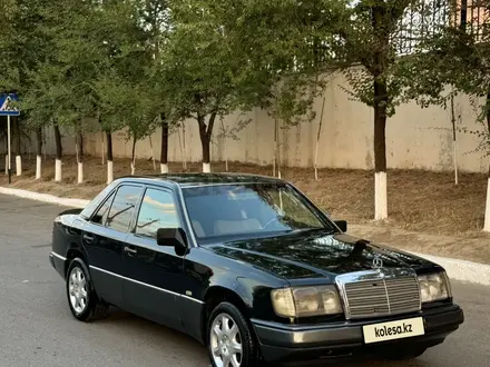 Mercedes-Benz E 230 1991 года за 1 500 000 тг. в Шымкент – фото 2