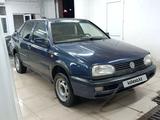 Volkswagen Vento 1995 года за 750 000 тг. в Астана