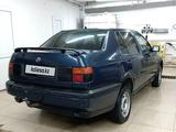 Volkswagen Vento 1995 года за 750 000 тг. в Астана – фото 2