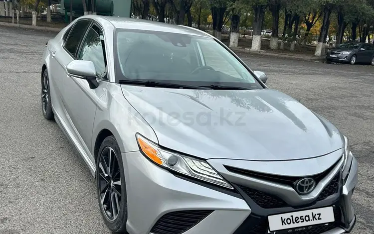 Toyota Camry 2019 года за 12 500 000 тг. в Атырау