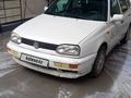 Volkswagen Golf 1995 года за 1 800 000 тг. в Алматы – фото 4