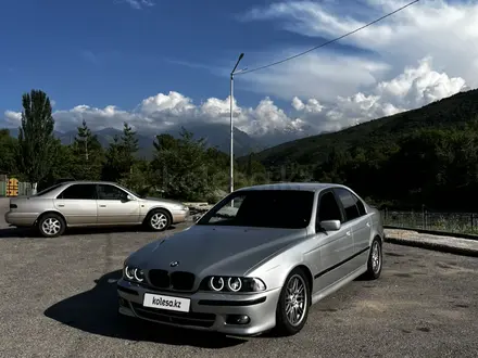 BMW 528 1996 года за 3 800 000 тг. в Алматы