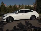 Hyundai Sonata 2022 годаүшін10 300 000 тг. в Астана – фото 4
