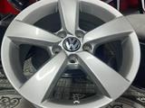 R15. Volkswagen POLO. за 160 000 тг. в Алматы – фото 2