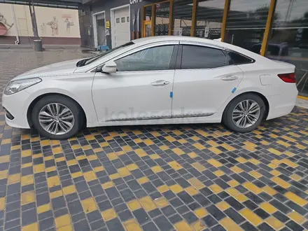 Hyundai Grandeur 2016 года за 4 600 000 тг. в Тараз – фото 12