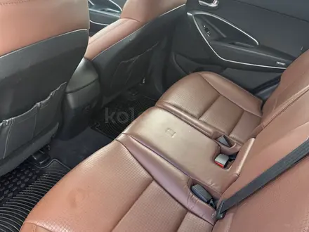 Hyundai Santa Fe 2013 года за 6 000 000 тг. в Актобе – фото 5