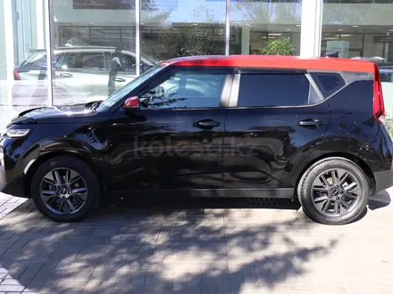 Kia Soul 2022 года за 7 950 000 тг. в Астана – фото 2