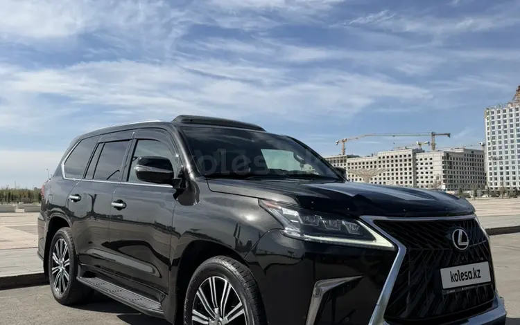 Lexus LX 570 2017 года за 41 100 000 тг. в Астана