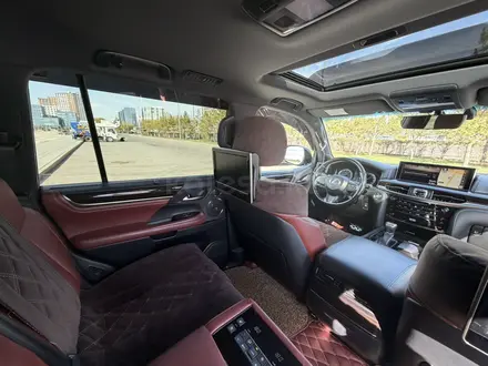 Lexus LX 570 2017 года за 41 100 000 тг. в Астана – фото 7
