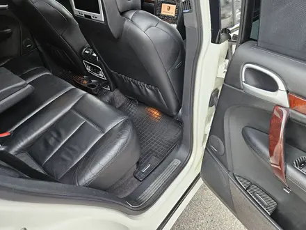 Porsche Cayenne 2007 года за 8 500 000 тг. в Алматы – фото 18