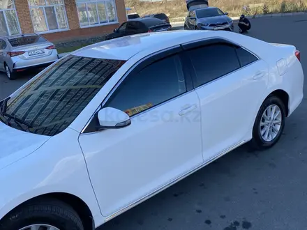 Toyota Camry 2013 года за 9 500 000 тг. в Усть-Каменогорск – фото 2