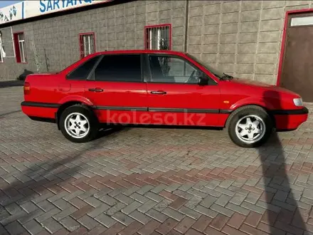 Volkswagen Passat 1994 года за 2 100 000 тг. в Караганда – фото 5