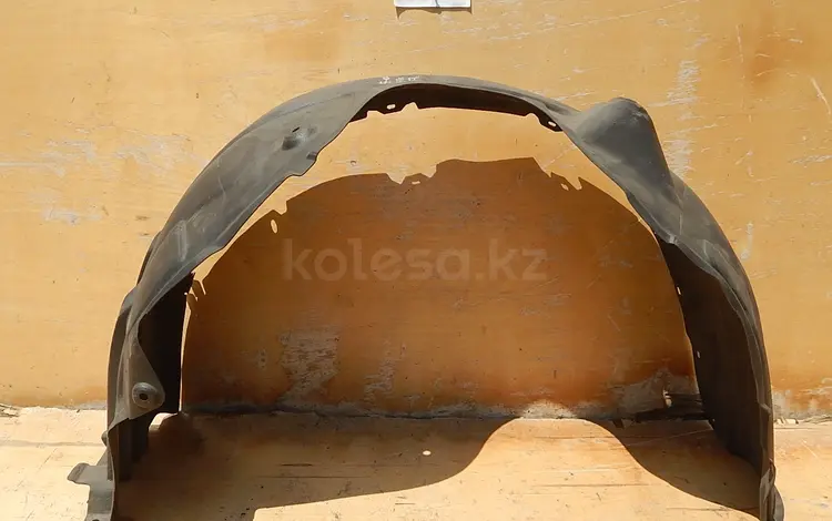 Подкрылок передний задний (в ассортименте) (Б/У ОРИГИНАЛ) за 5 000 тг. в Алматы
