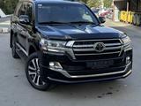Toyota Land Cruiser 2019 года за 45 000 000 тг. в Астана