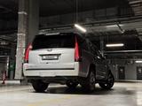 Cadillac Escalade 2018 года за 30 000 000 тг. в Астана – фото 2