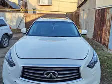 Infiniti FX37, 2012