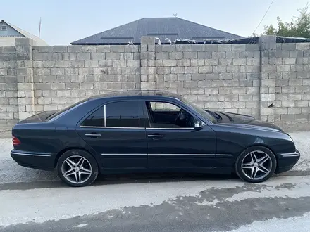 Mercedes-Benz E 280 2000 года за 4 650 000 тг. в Шымкент – фото 5