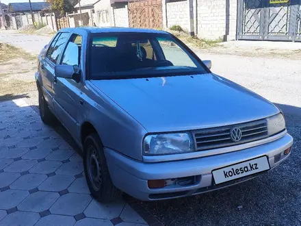 Volkswagen Vento 1992 года за 1 200 000 тг. в Тараз – фото 5