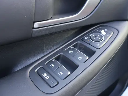 Hyundai Sonata Base 2024 года за 11 790 000 тг. в Астана – фото 11
