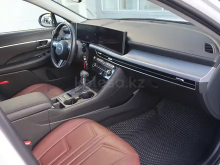 Hyundai Sonata Base 2024 года за 11 790 000 тг. в Астана – фото 15